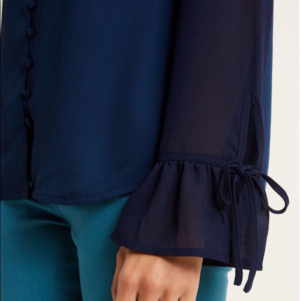 MothCloth Blue Blouse Bell Sleeve Sz 3X x141/ - Picture 5 of 5
